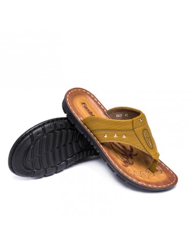 Men Clip Toe Soft Sole Water Friendly Beach Casual Leather Flip Flops